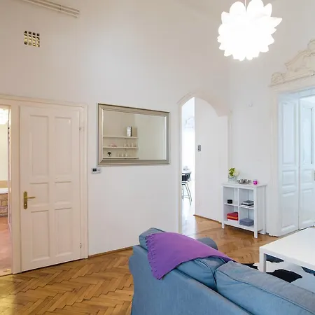 Broadway Apartment Budapest Exterior photo